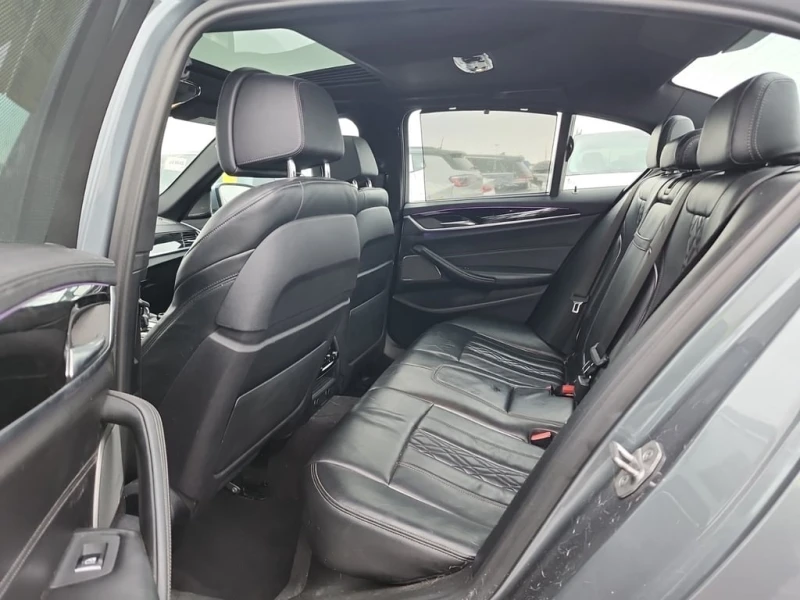 BMW 540  XDRIVE * CARFAX * БЕЗ ПЪРВОНАЧАЛНА ВНОСКА, снимка 13 - Автомобили и джипове - 53089242
