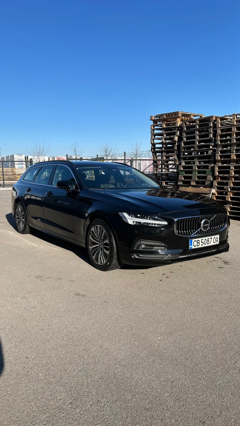 Volvo V90 Фейслифт 2.0d 197, снимка 2 - Автомобили и джипове - 53230990