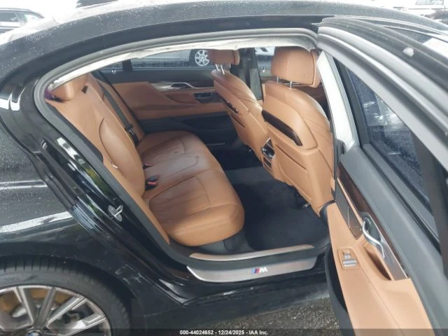 BMW 740, снимка 9 - Автомобили и джипове - 53098834