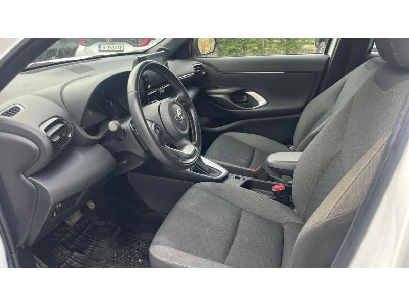 Toyota Yaris Cross CHIC | Mobile.bg � ����������� 12