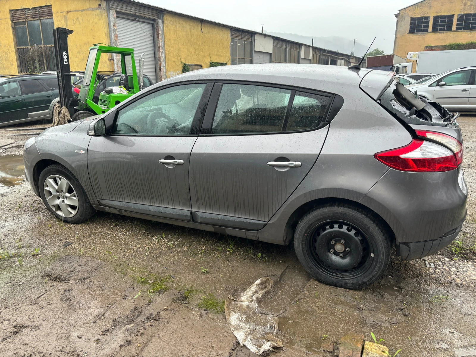 Renault Megane 1.6/110к.с бензин На Части 0894533522 - изображение 2