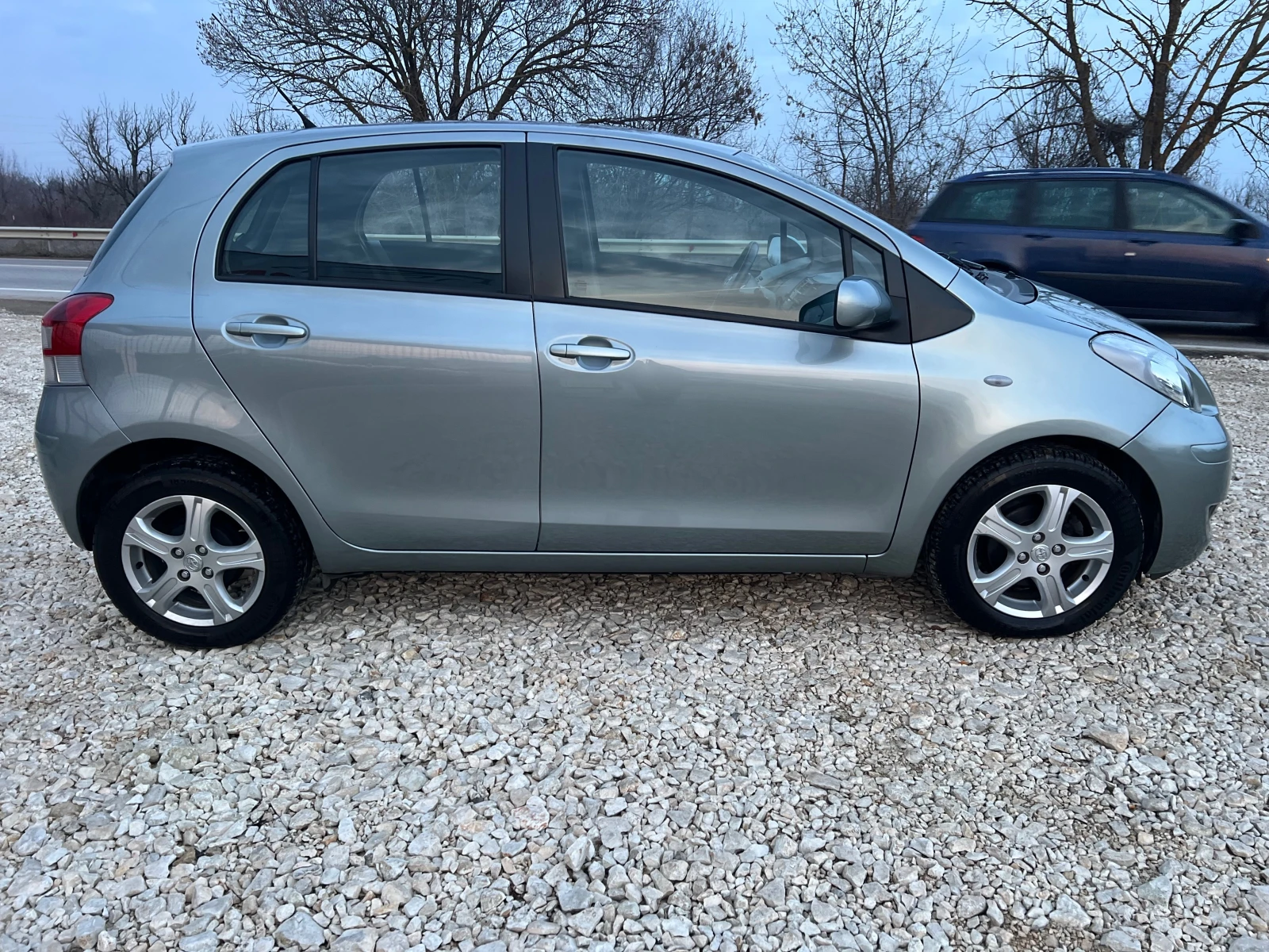 Toyota Yaris 1.33VVTi/99p.s-Facelift/Final edition-EURO 5 - изображение 8