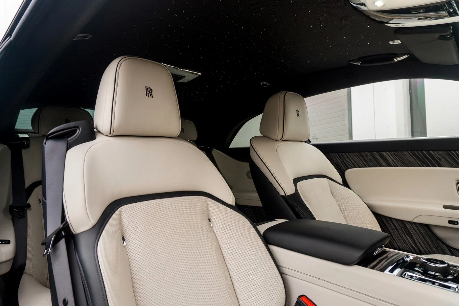 Rolls-Royce Spectre / SHOOTING STAR/ BESPOKE/ 360/ HEAD UP/ BLACK PACK | Mobile.bg   13
