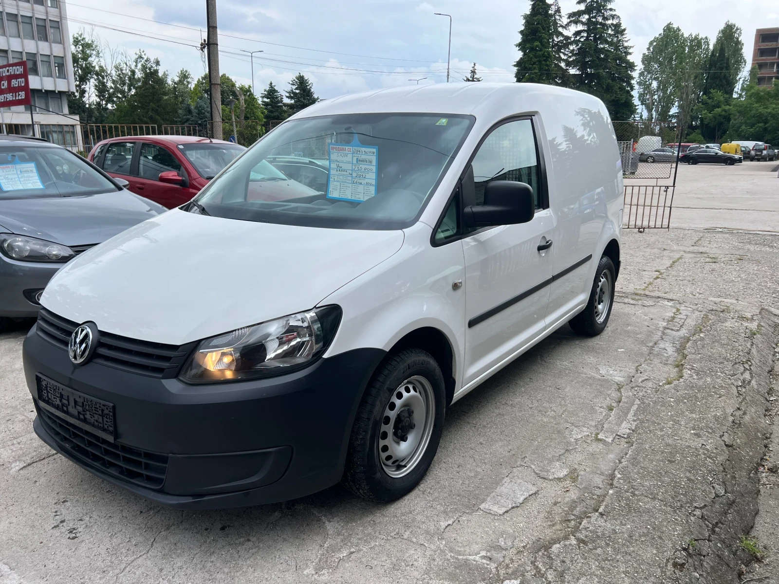 VW Caddy 1.6TDI 102kc.Климатик, снимка 9 - Автомобили и джипове - 50911189