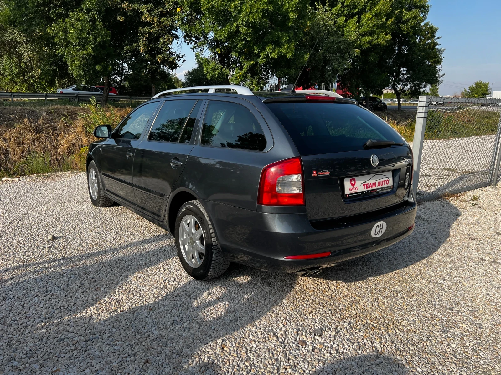 Skoda Octavia 1.8TSI 4X4 LAURIN&KLEMENT 177000KM - изображение 5