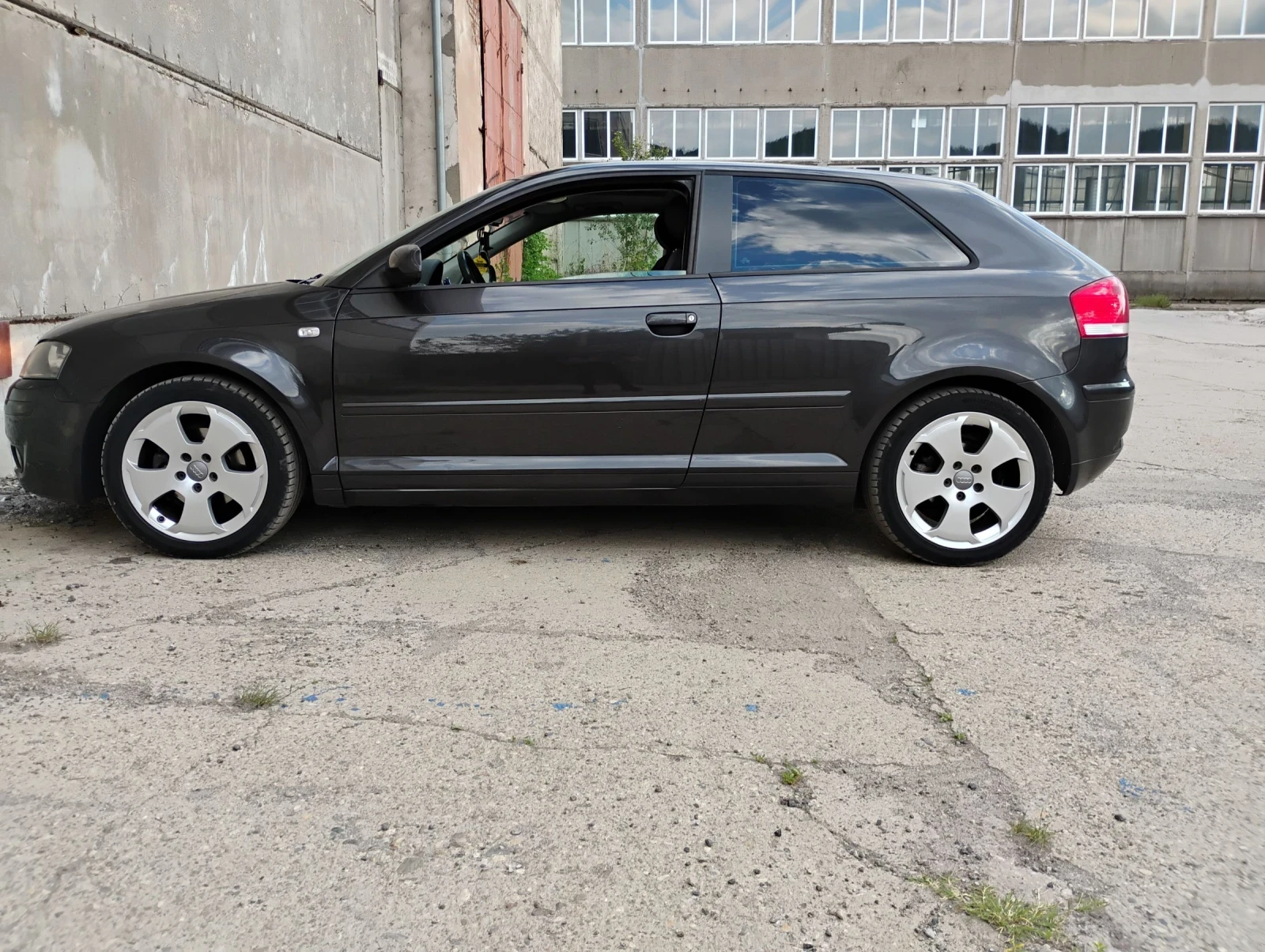Audi A3  - изображение 2