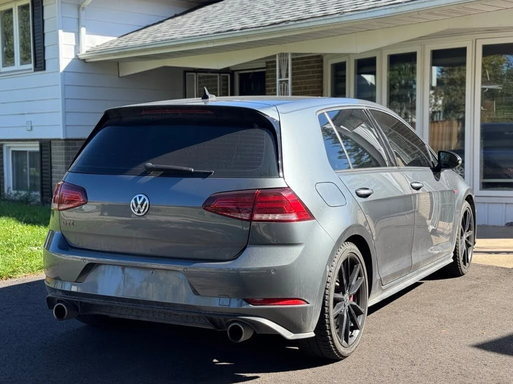 VW Golf * АВТО КРЕДИТ* ЦЕНА ДО БГ * СЕРВИЗНА ИСТОРИЯ *  - изображение 4