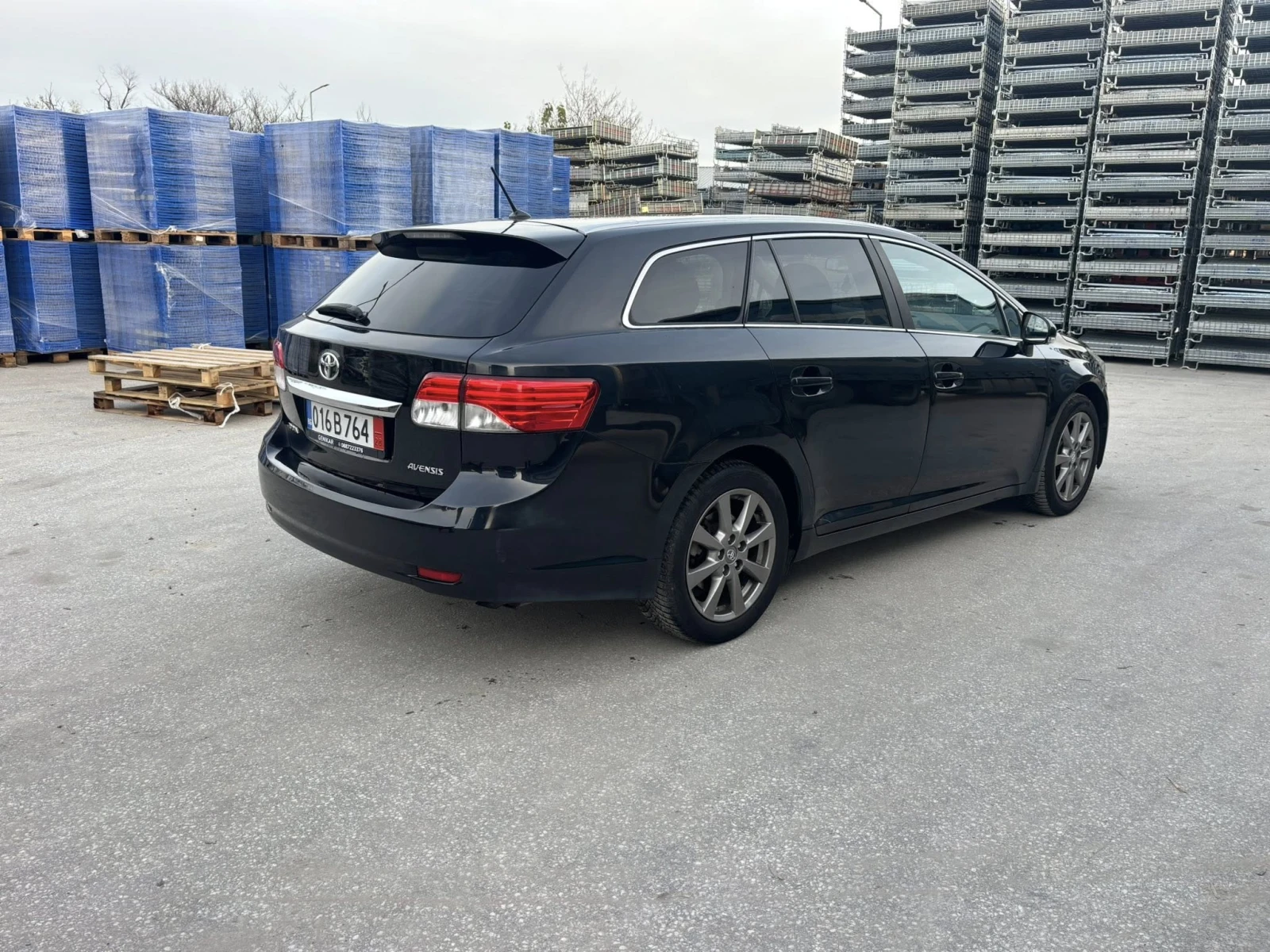 Toyota Avensis 1.8i Executive EURO5 АЛКАНТАРА - изображение 5