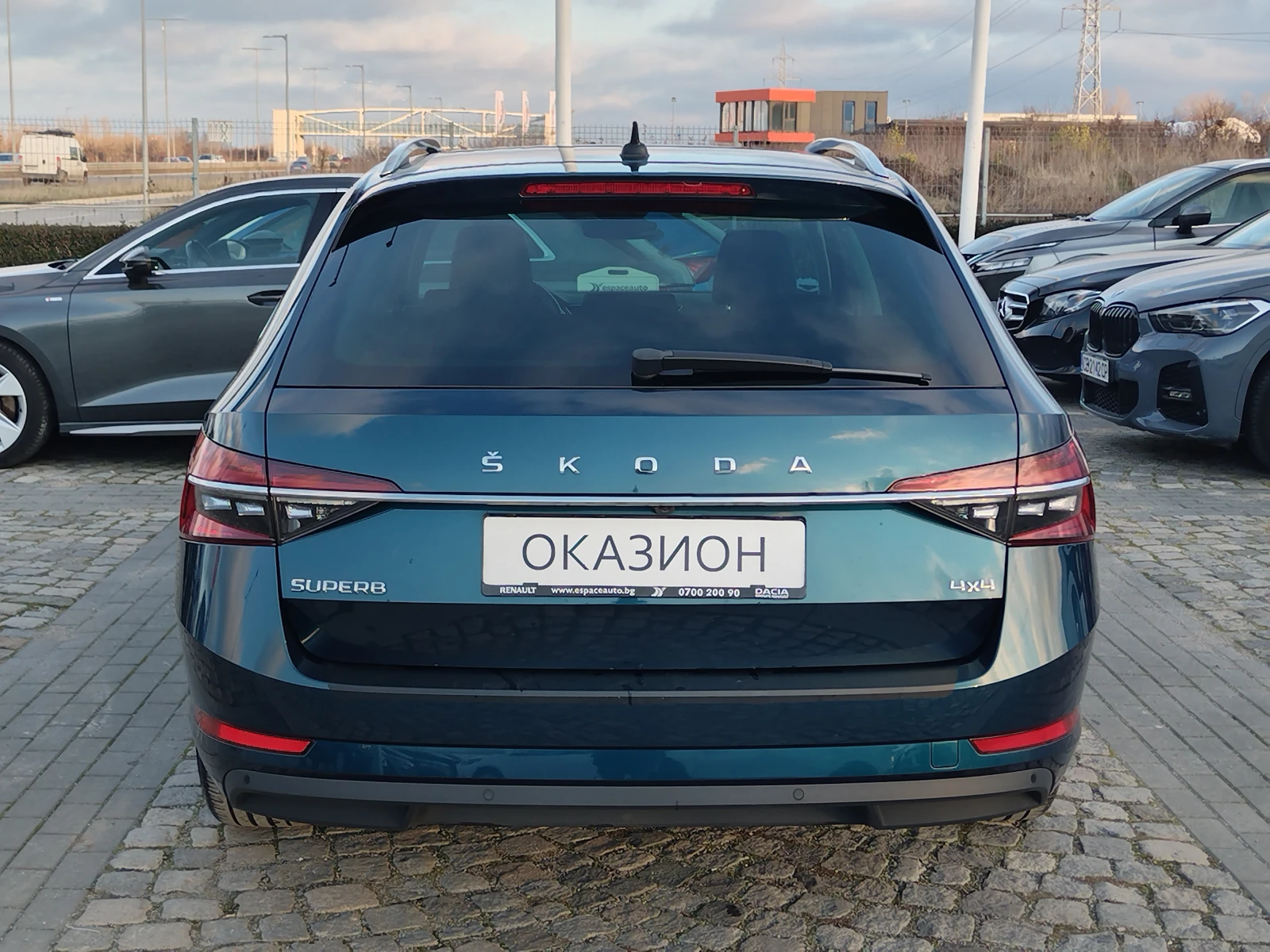 Skoda Superb 2.0 TDI 4x4 DSG 200к.с. - изображение 6