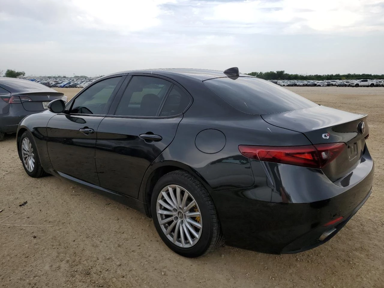 Alfa Romeo Giulia 2018 ALFA ROMEO GIULIA TI Q4 - изображение 6