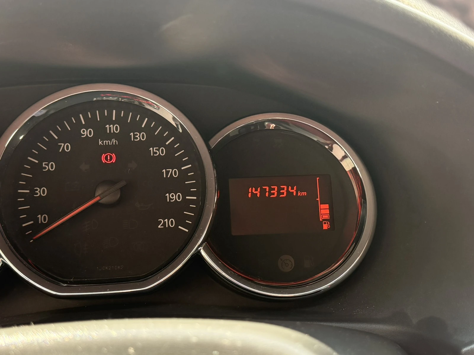 Dacia Logan, снимка 15 - Автомобили и джипове - 54253898