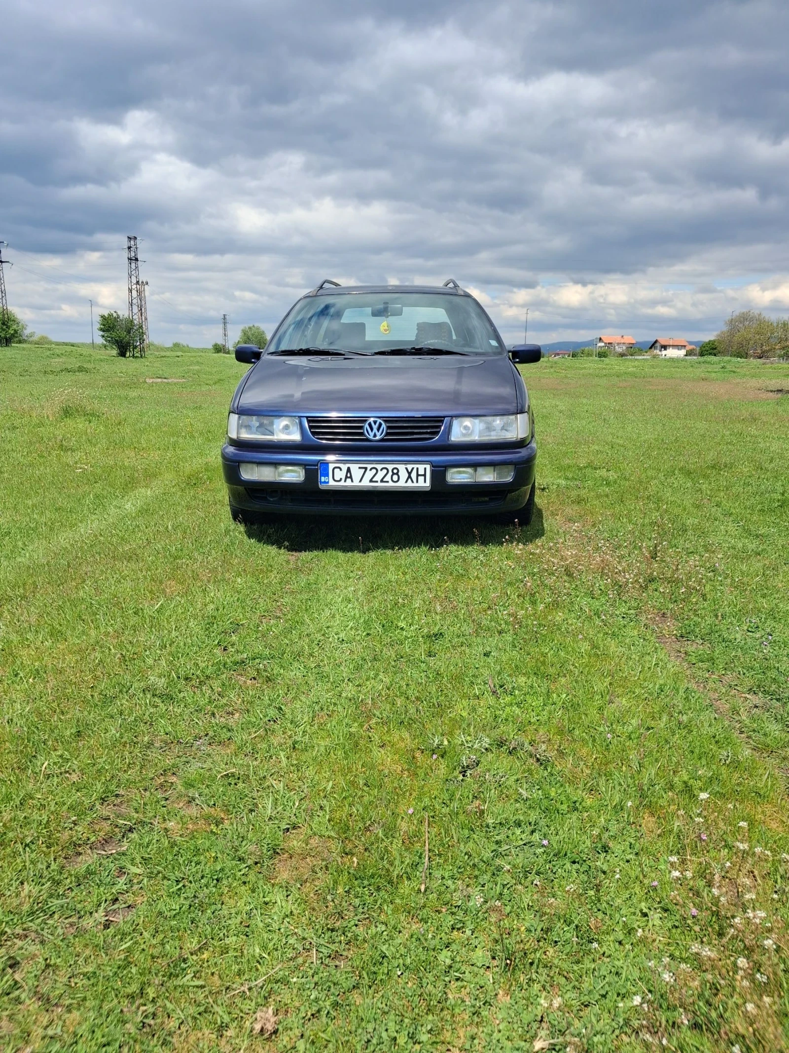 VW Passat, снимка 3 - Автомобили и джипове - 54396912