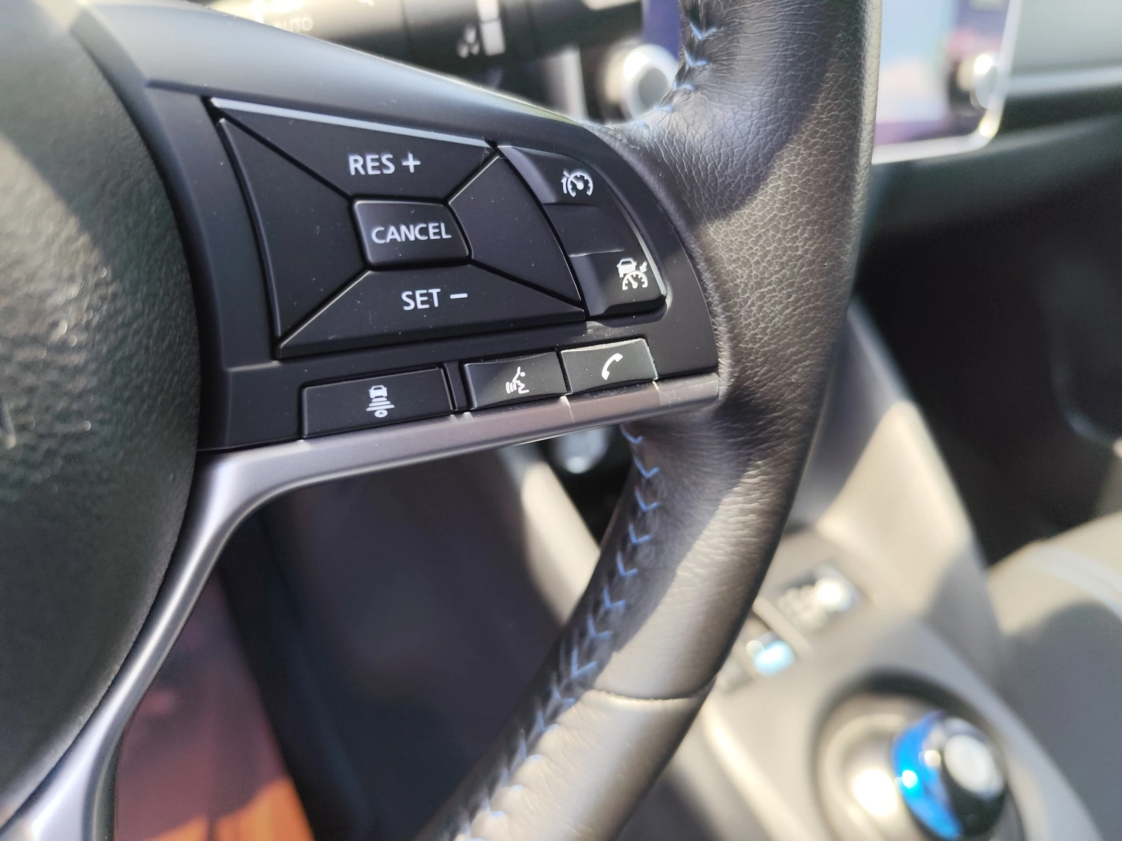 Nissan Leaf  40KWh* 150k.c.* АВТОМАТИК* LED* CAMERA* , снимка 9 - Автомобили и джипове - 54425568