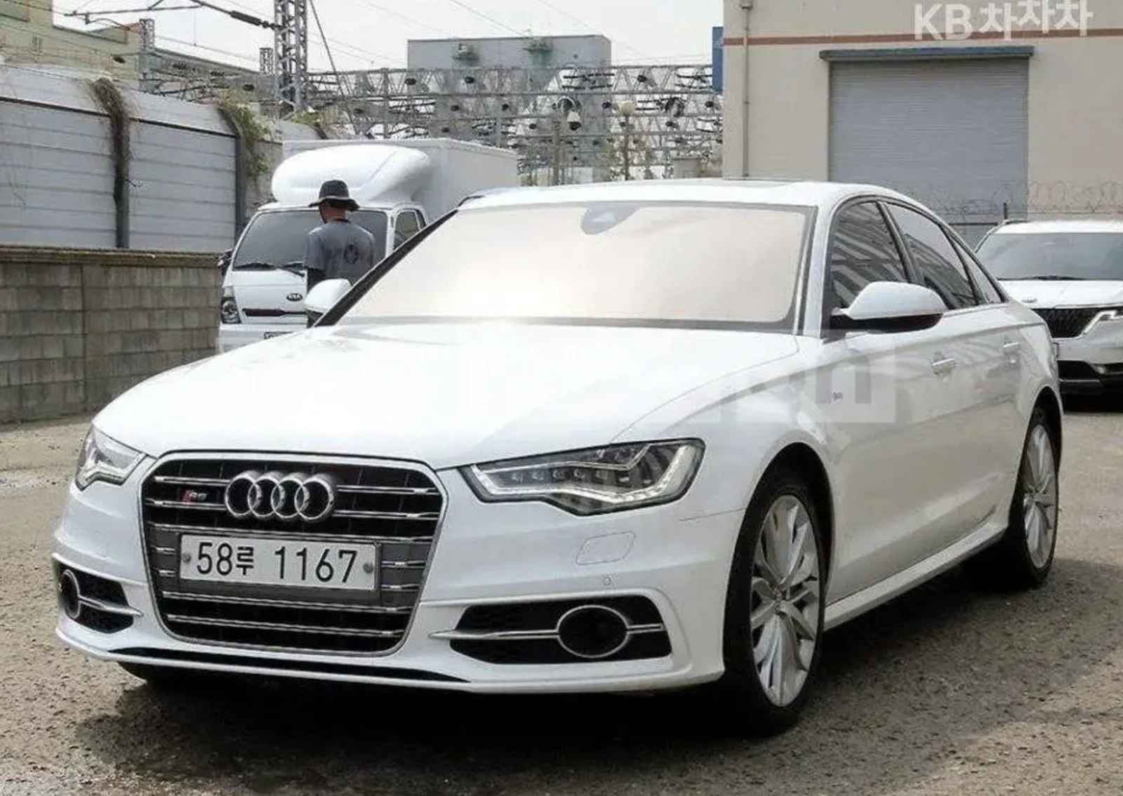 Audi A6 QUATTRO 