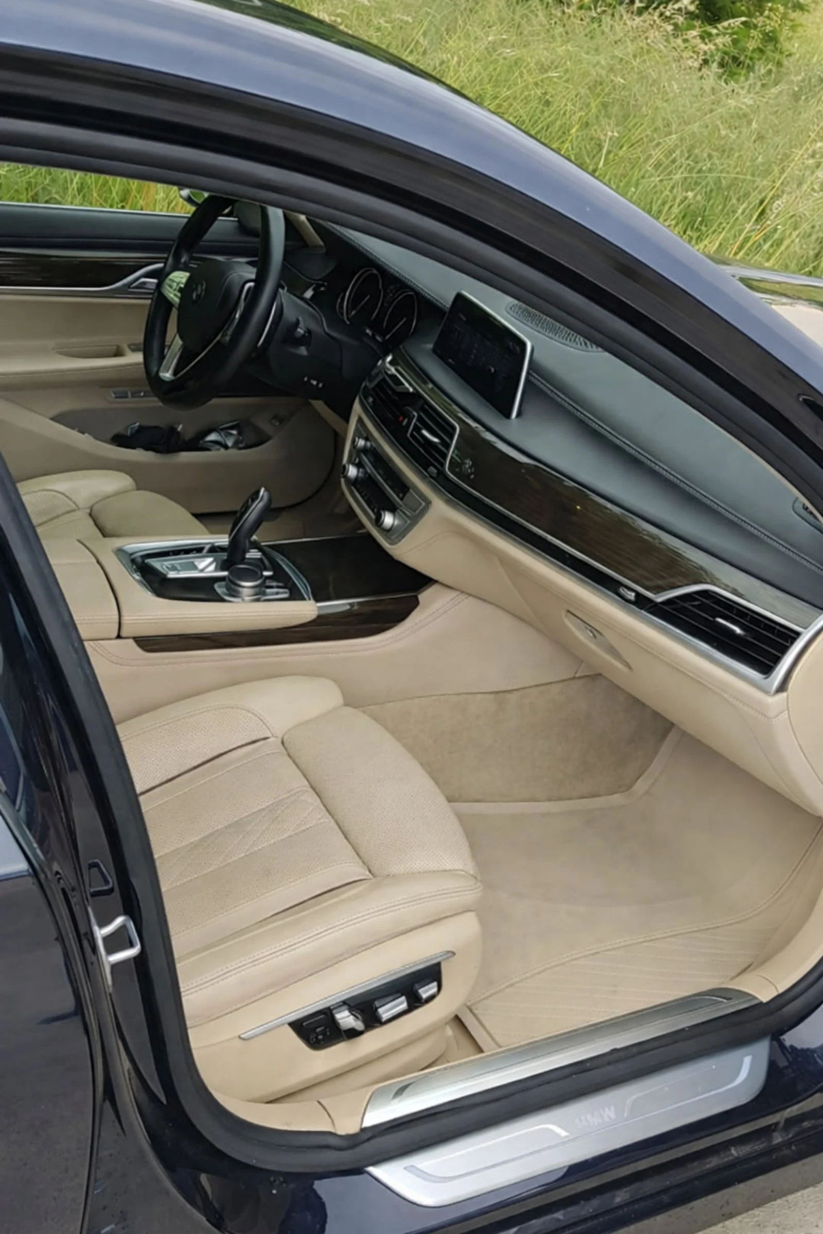 BMW 740 740 Li, снимка 11 - Автомобили и джипове - 54702940