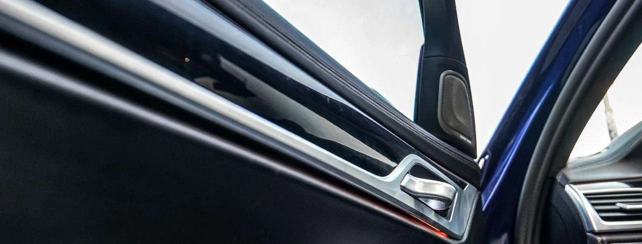 BMW 750 XDRIVE M SPORT PKG | HUD | MASSAGE SEATS , снимка 15 - Автомобили и джипове - 54806808