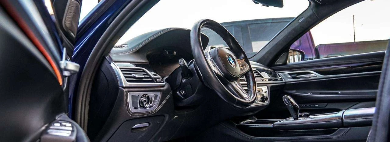 BMW 750 XDRIVE M SPORT PKG | HUD | MASSAGE SEATS , снимка 13 - Автомобили и джипове - 54806808