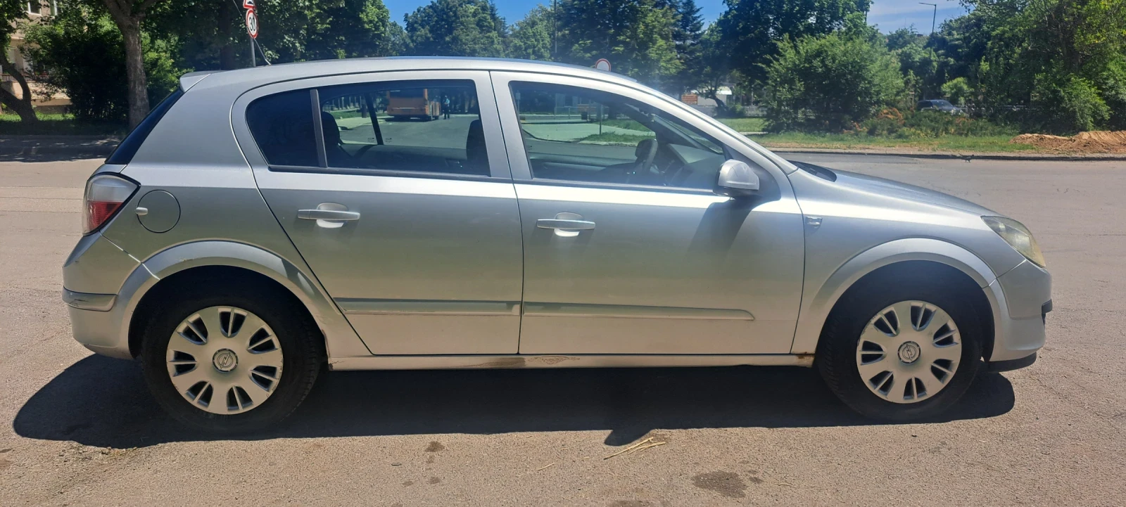 Opel Astra 1.4/Газ/Клима/Подгрев/Автопилот, снимка 4 - Автомобили и джипове - 54810295