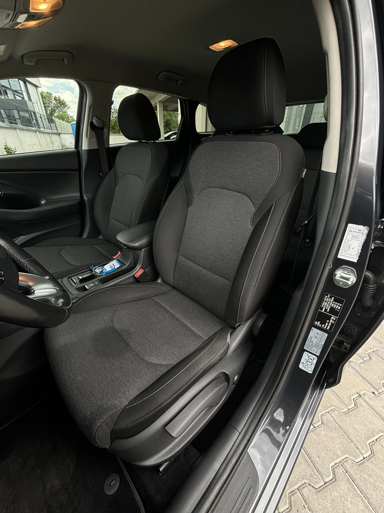 Hyundai I30 1.6 CRDi 136cv DCT 48V , снимка 10 - Автомобили и джипове - 55153905