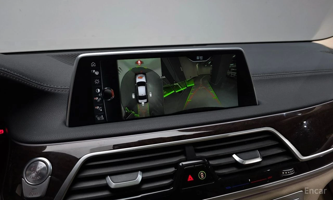 BMW 730 ОБДУХВАНЕ * HARMAN/KARDON * HEAD-UP * АВТОКРЕДИТ, снимка 17 - Автомобили и джипове - 55233890