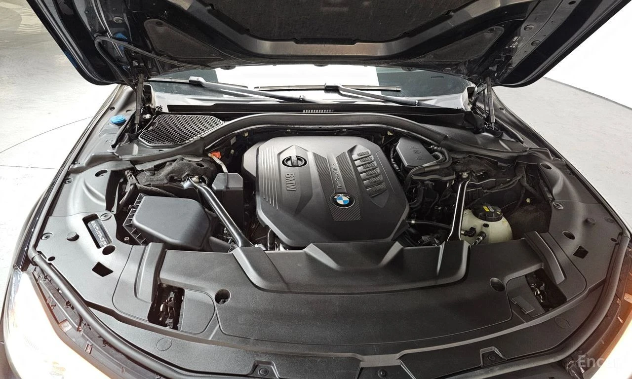 BMW 730 ОБДУХВАНЕ * HARMAN/KARDON * HEAD-UP * АВТОКРЕДИТ, снимка 7 - Автомобили и джипове - 55233890
