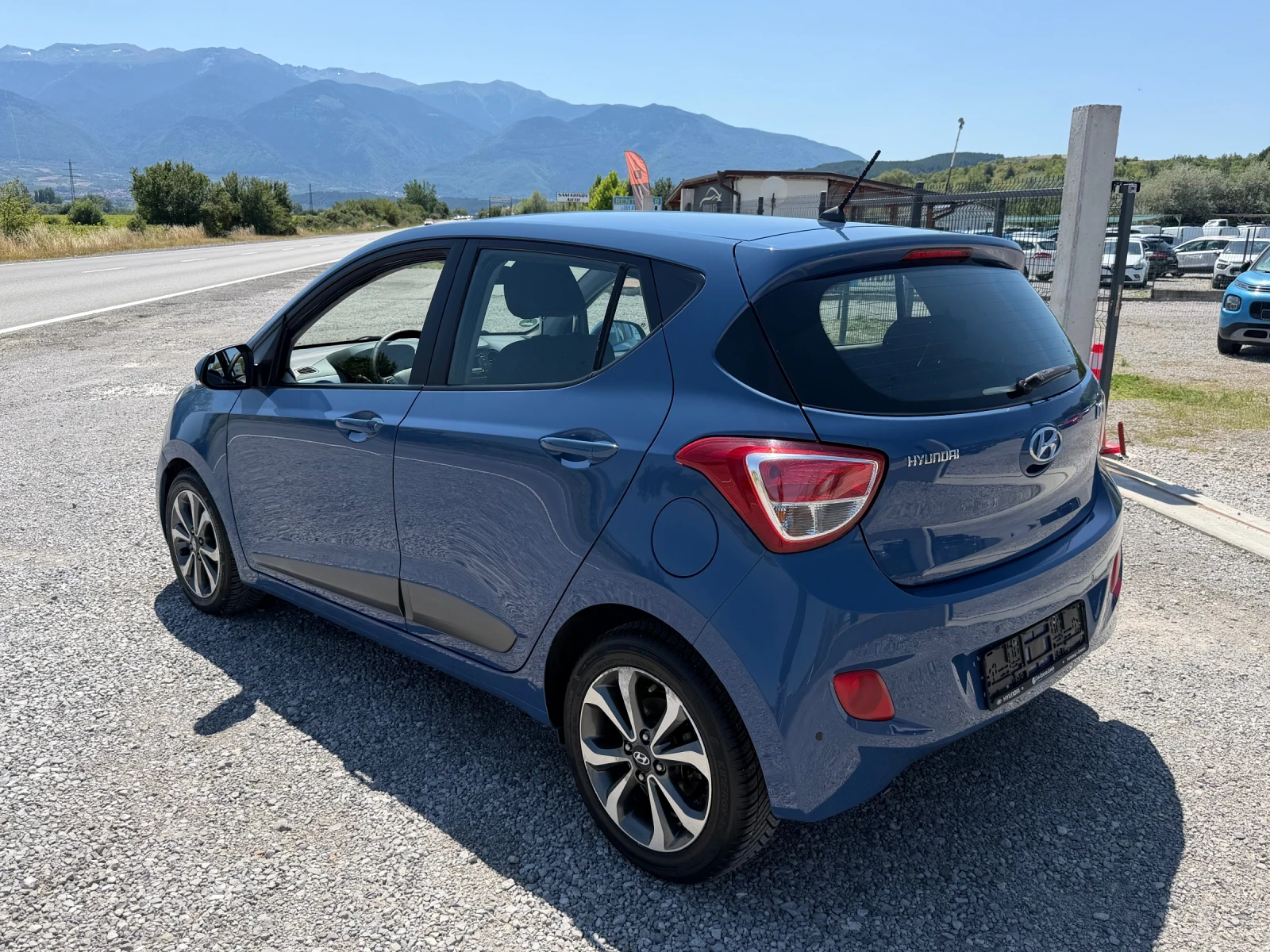 Hyundai I10 1.0i LED SERVICE BOOK EURO 6 TUV COC, снимка 8 - Автомобили и джипове - 55421268