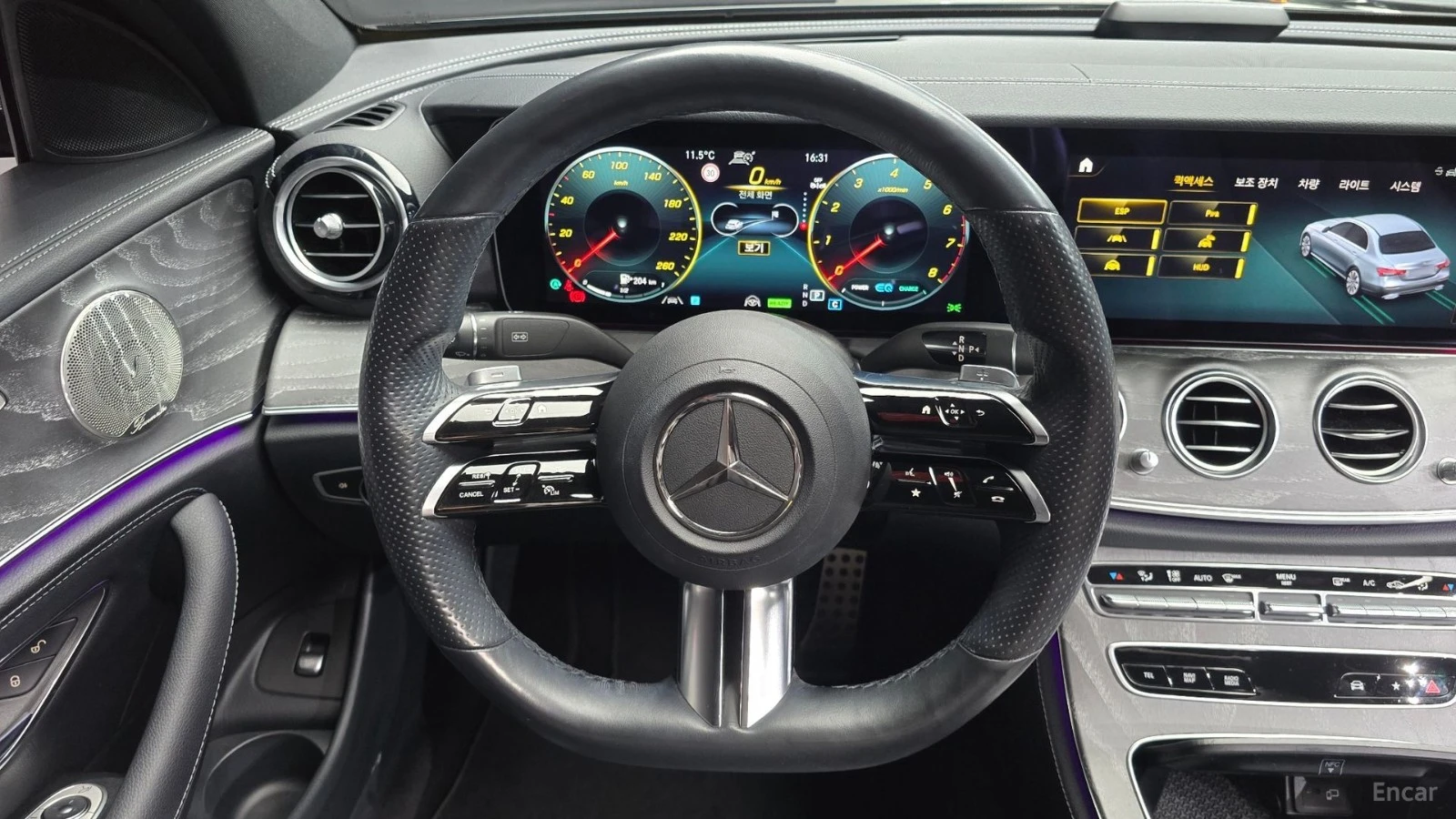 Mercedes-Benz E 350 4MATIC AMG* HUD* КОЖА* ОБДУХВ* НАВИ* ПАНО, снимка 11 - Автомобили и джипове - 55479793