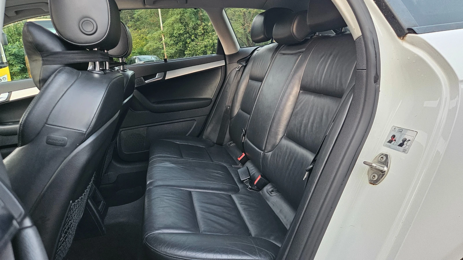 Audi A3 2.0 TDI S-LINE/KOJA/PANORAMA/NAVIG, снимка 14 - Автомобили и джипове - 55661952
