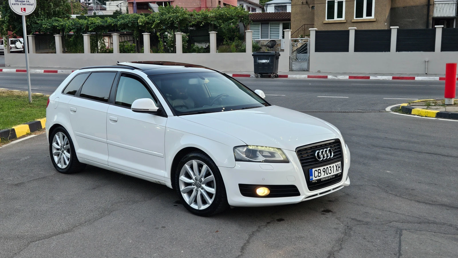 Audi A3 2.0 TDI S-LINE/KOJA/PANORAMA/NAVIG, снимка 8 - Автомобили и джипове - 55661952