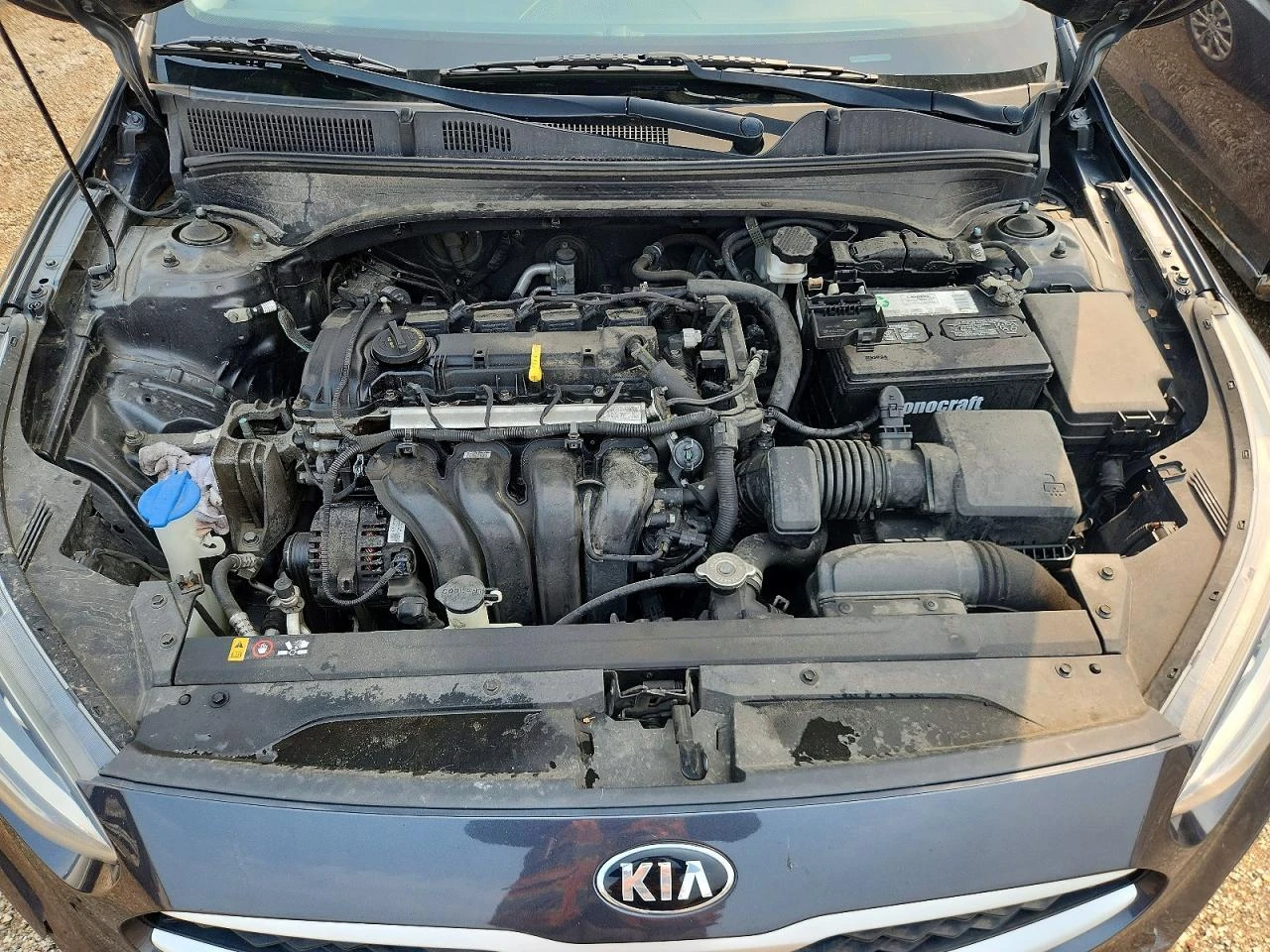 Kia Forte 2.0l Fe, снимка 11 - Автомобили и джипове - 56040783