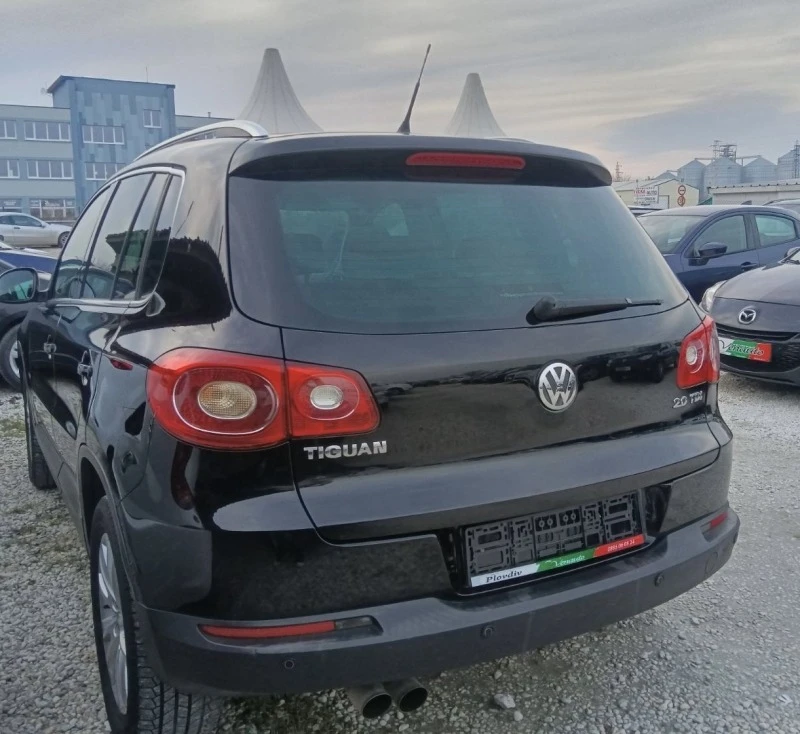 VW Tiguan 2.0tdi avtomat, снимка 7 - Автомобили и джипове - 49532069