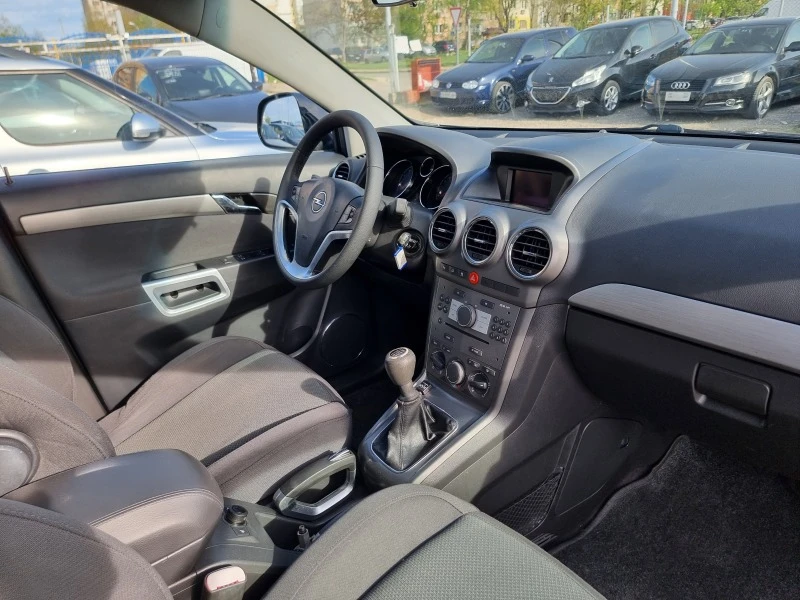 Opel Antara 2.4I GAZ, снимка 16 - Автомобили и джипове - 45146913