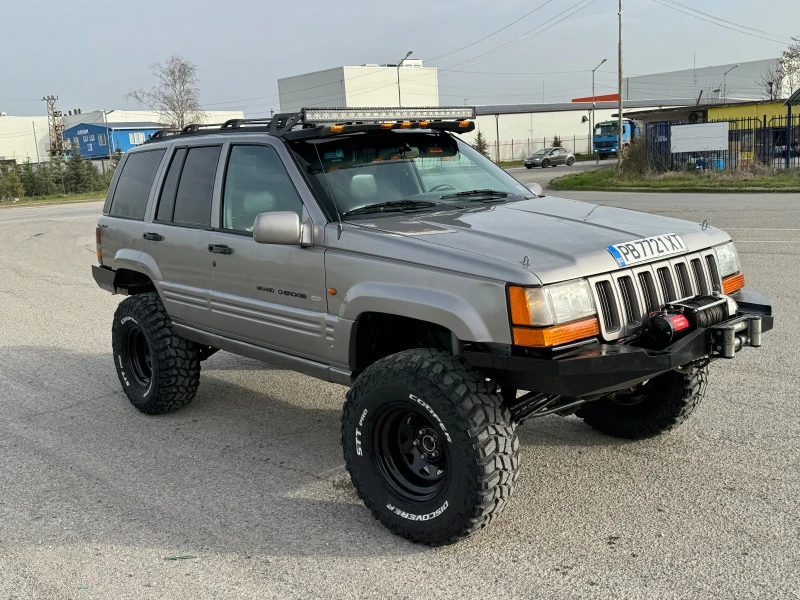 Jeep Grand cherokee 5.2 Газ , снимка 1 - Автомобили и джипове - 48348215