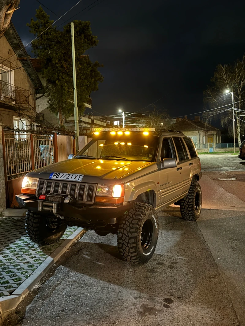 Jeep Grand cherokee 5.2 Газ , снимка 2 - Автомобили и джипове - 48348215