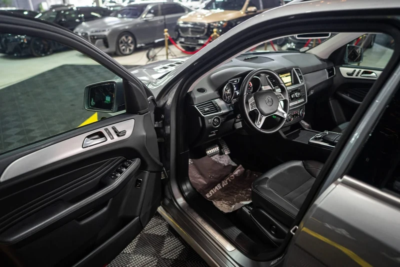 Mercedes-Benz ML 350 D 4MATIC FULL AMG LINE NAVI ЛИЗИНГ 100%, снимка 11 - Автомобили и джипове - 53301116