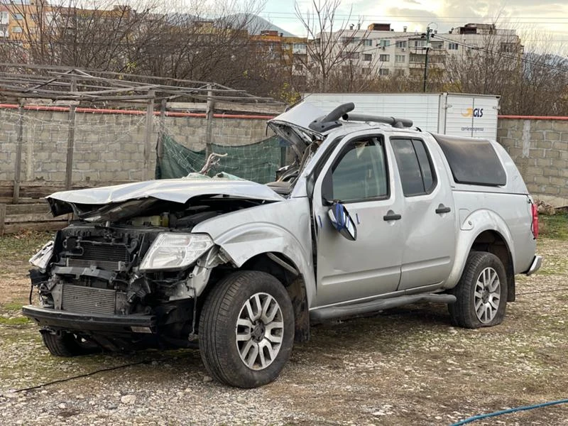 Nissan Navara 3.0DCi V6 Automat на части, снимка 1 - Автомобили и джипове - 34946282