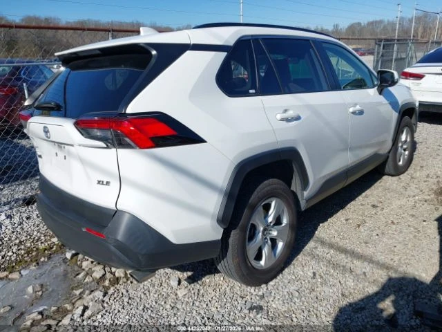 Toyota Rav4 XLE, снимка 5 - Автомобили и джипове - 53474887