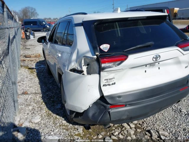 Toyota Rav4 XLE, снимка 3 - Автомобили и джипове - 53474887