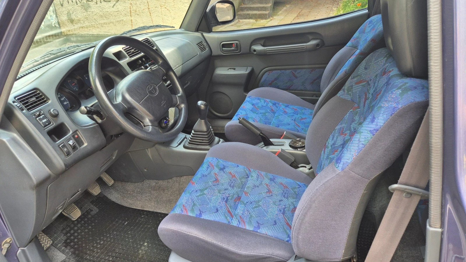 Toyota Rav4  - изображение 5