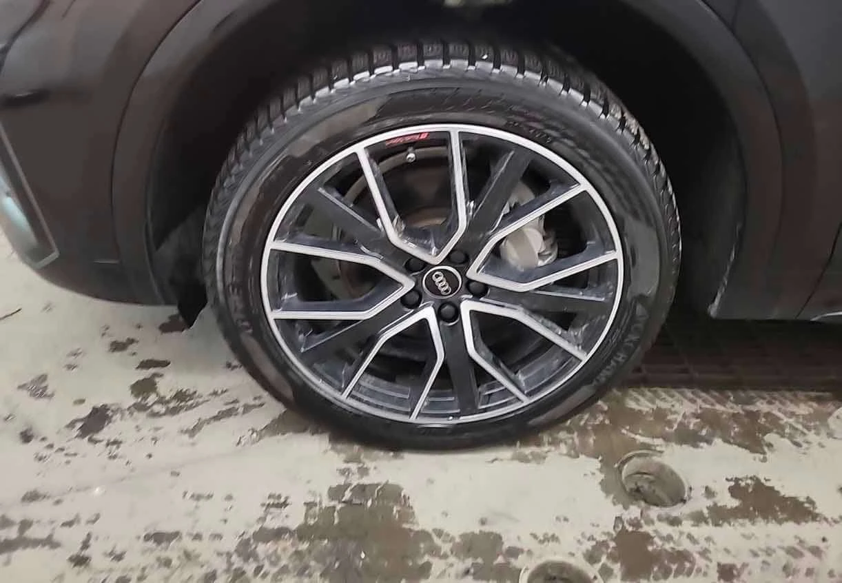 Audi Q5 Technik * 360 КАМЕРИ* ПАНОРАМА* ДИСТРОНИК - изображение 6