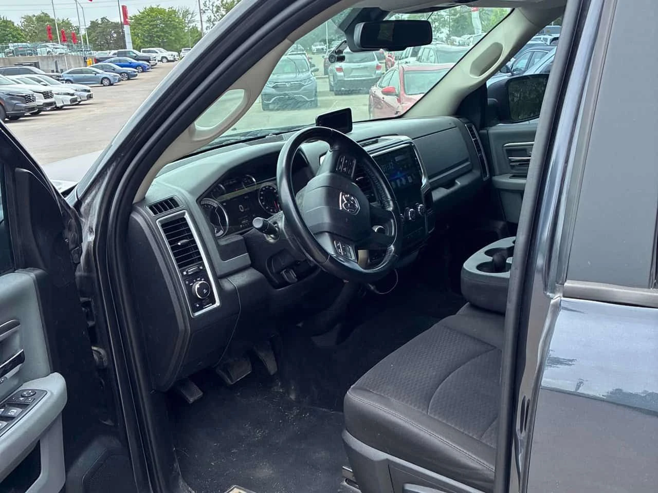 Dodge RAM 1500 * Warlock * АВТОКРЕДИТ БЕЗ ПЪРВОНАЧАЛНА ВНОСКА*   , снимка 5 - Автомобили и джипове - 54842274