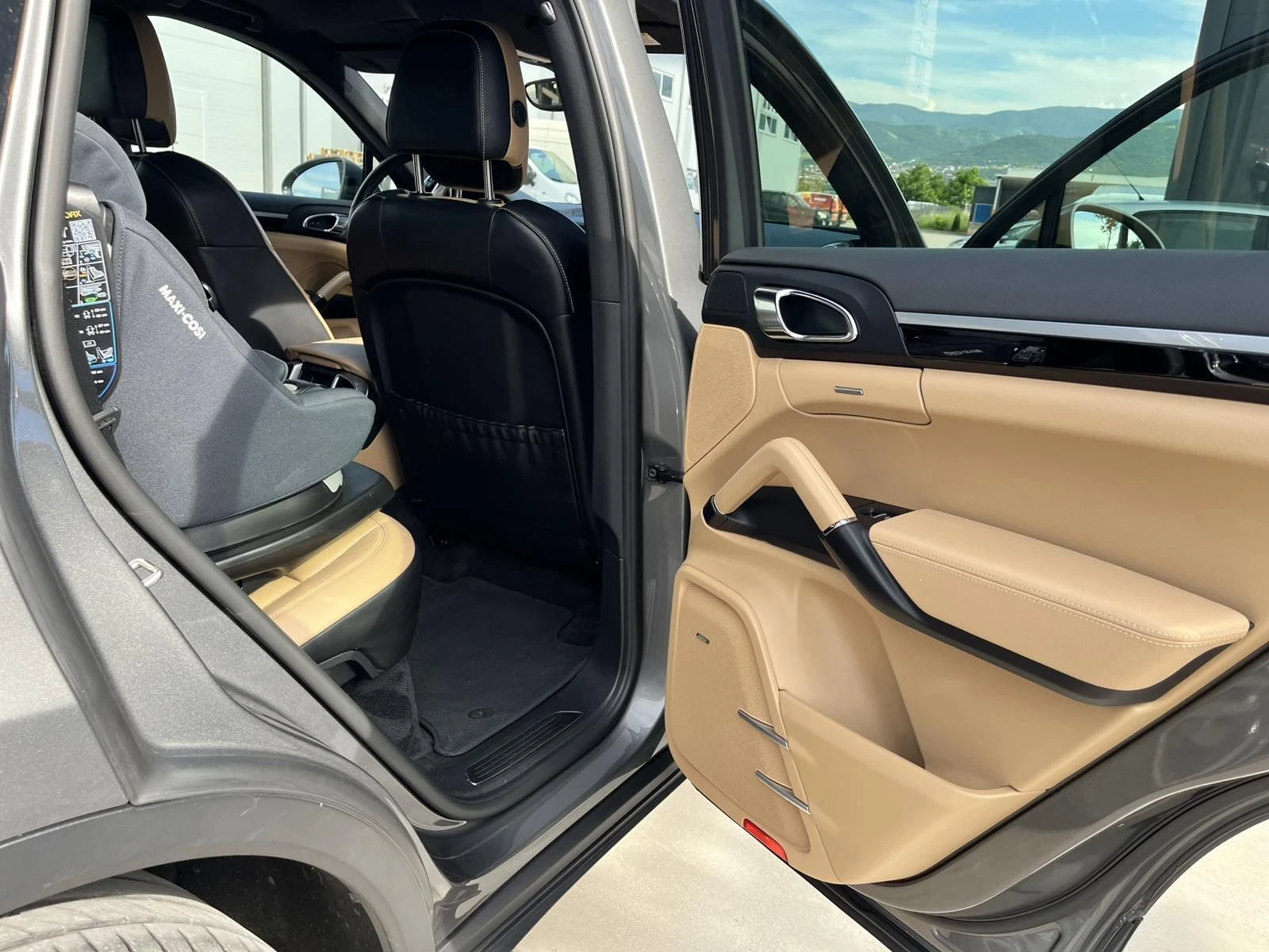 Porsche Cayenne 3.6 Bose#Обдух# Cam# CarPlay# Перфектна, снимка 11 - Автомобили и джипове - 54856915