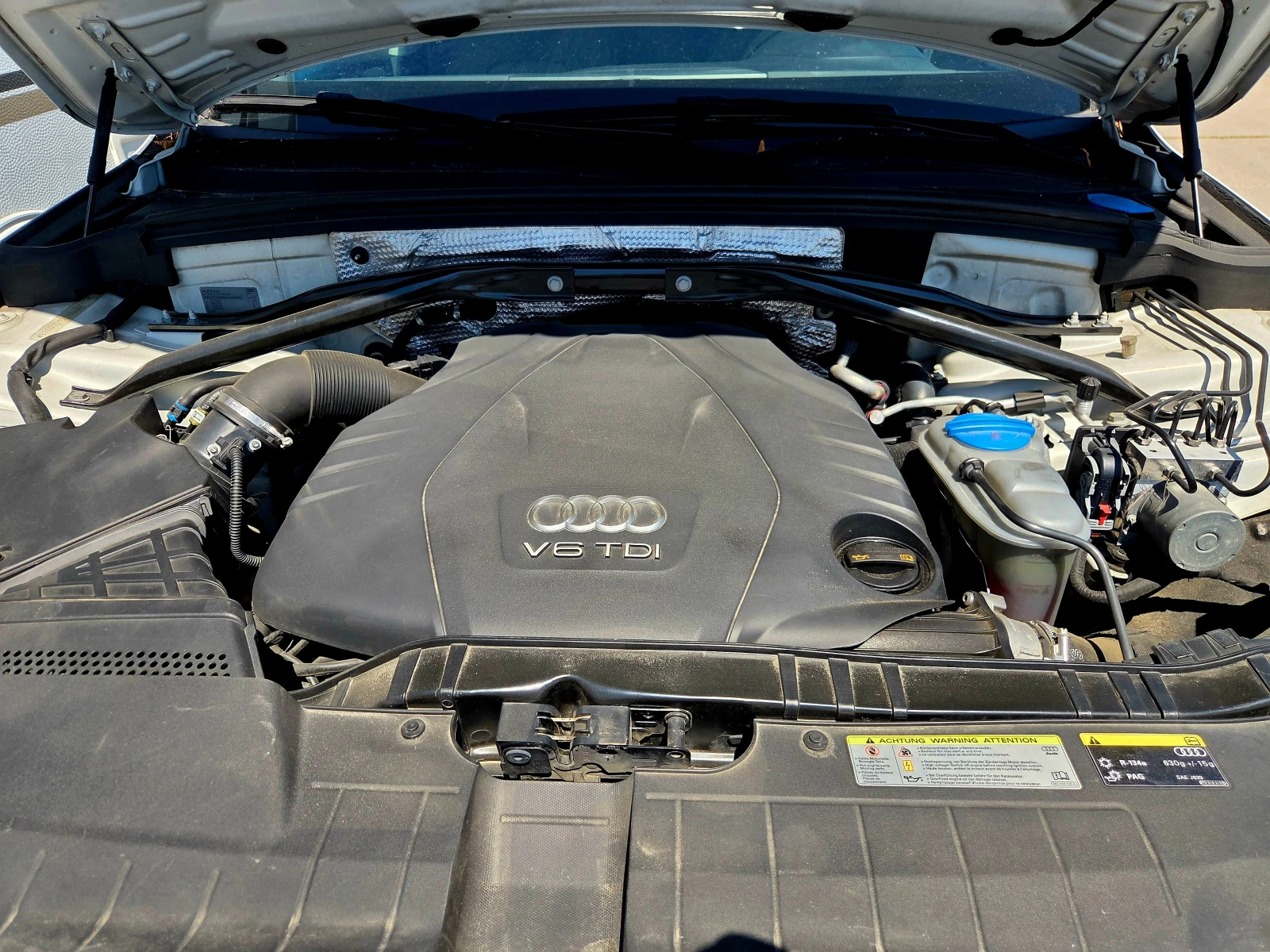 Audi Q5 3.0/TDI/245, снимка 13 - Автомобили и джипове - 55499779