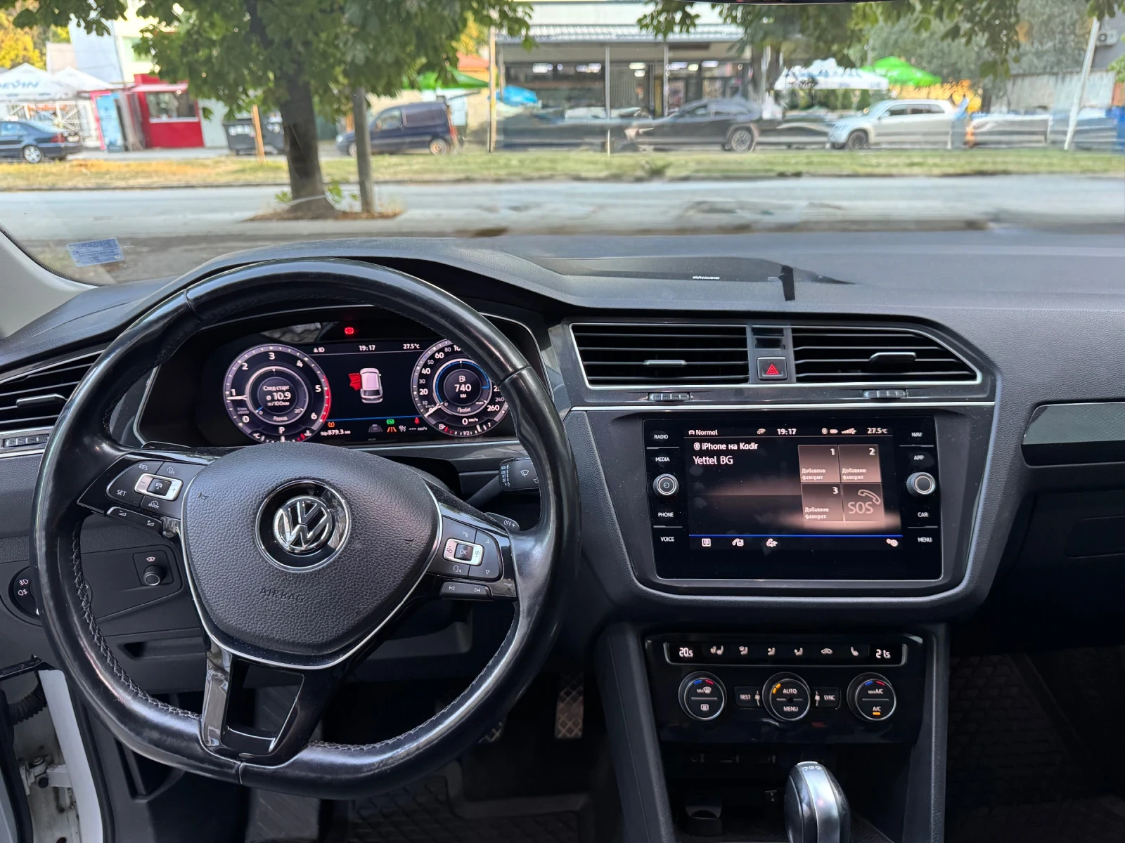 VW Tiguan 2.0 TD?, снимка 8 - Автомобили и джипове - 55805919
