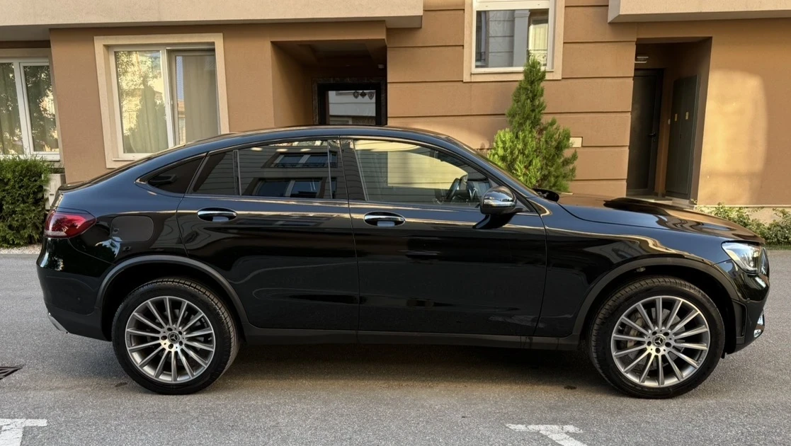 Mercedes-Benz GLC 300 3.0i 258 ps Coupe 54000km TOP, снимка 3 - Автомобили и джипове - 56120277
