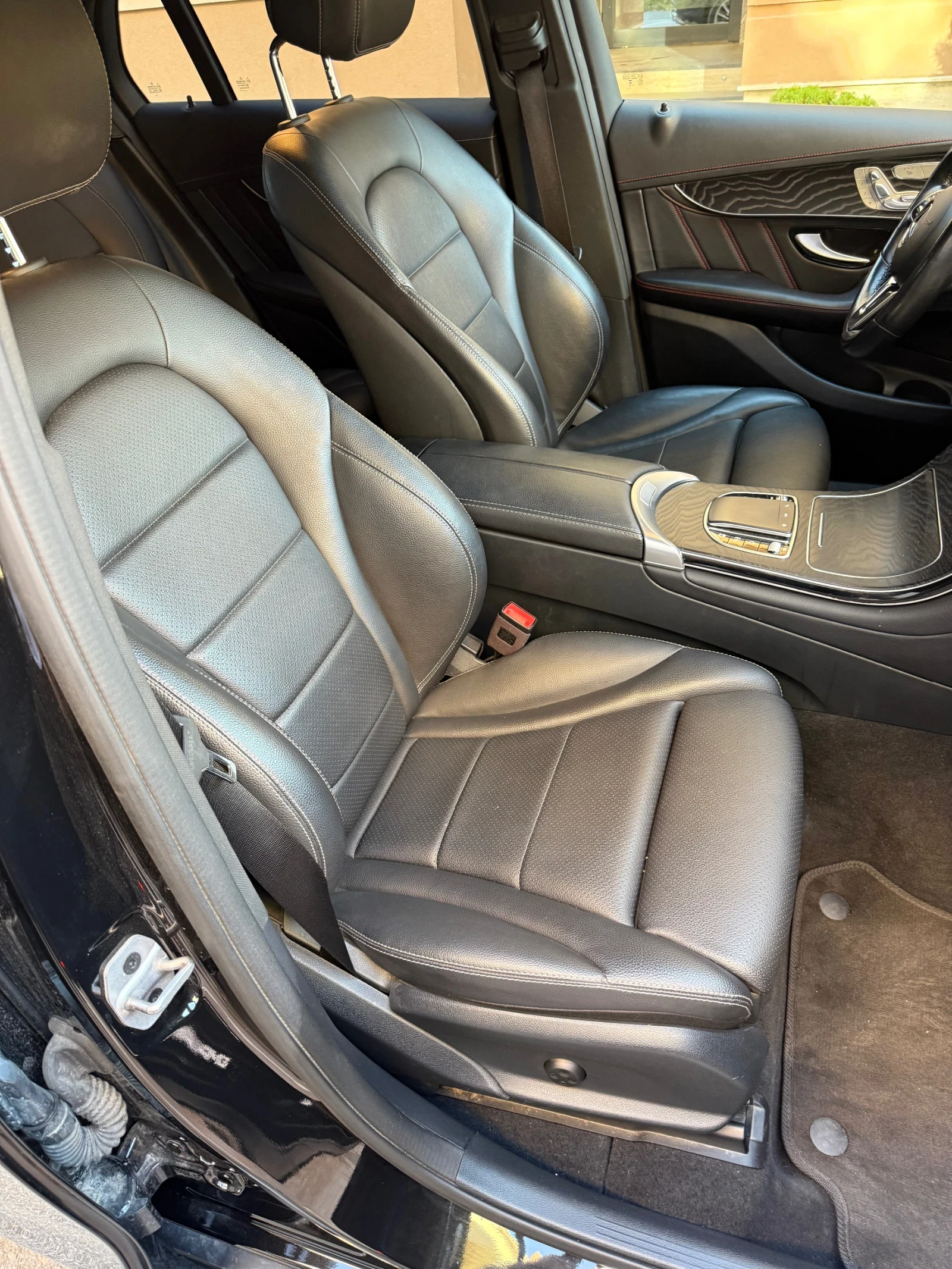 Mercedes-Benz GLC 300 3.0i 258 ps Coupe 54000km TOP, снимка 12 - Автомобили и джипове - 56120277