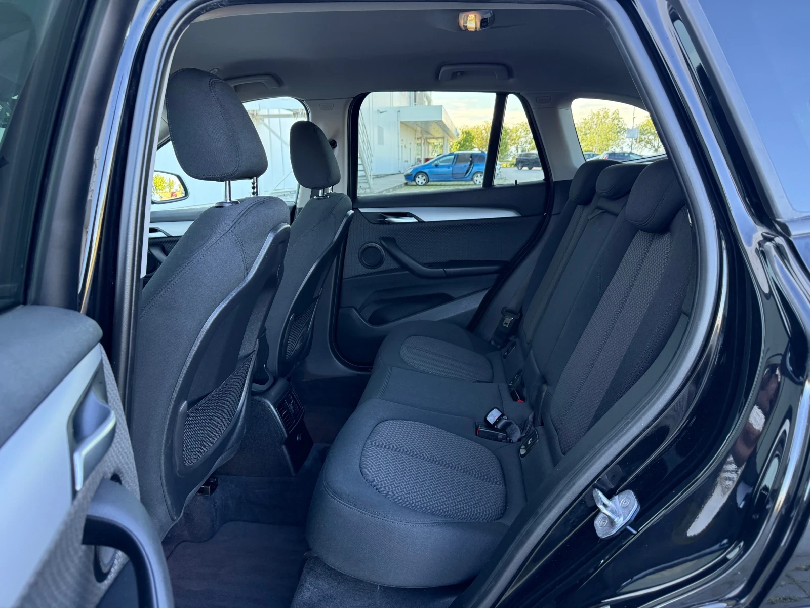 BMW X1 2.0d X-DRIVE, снимка 11 - Автомобили и джипове - 56219250
