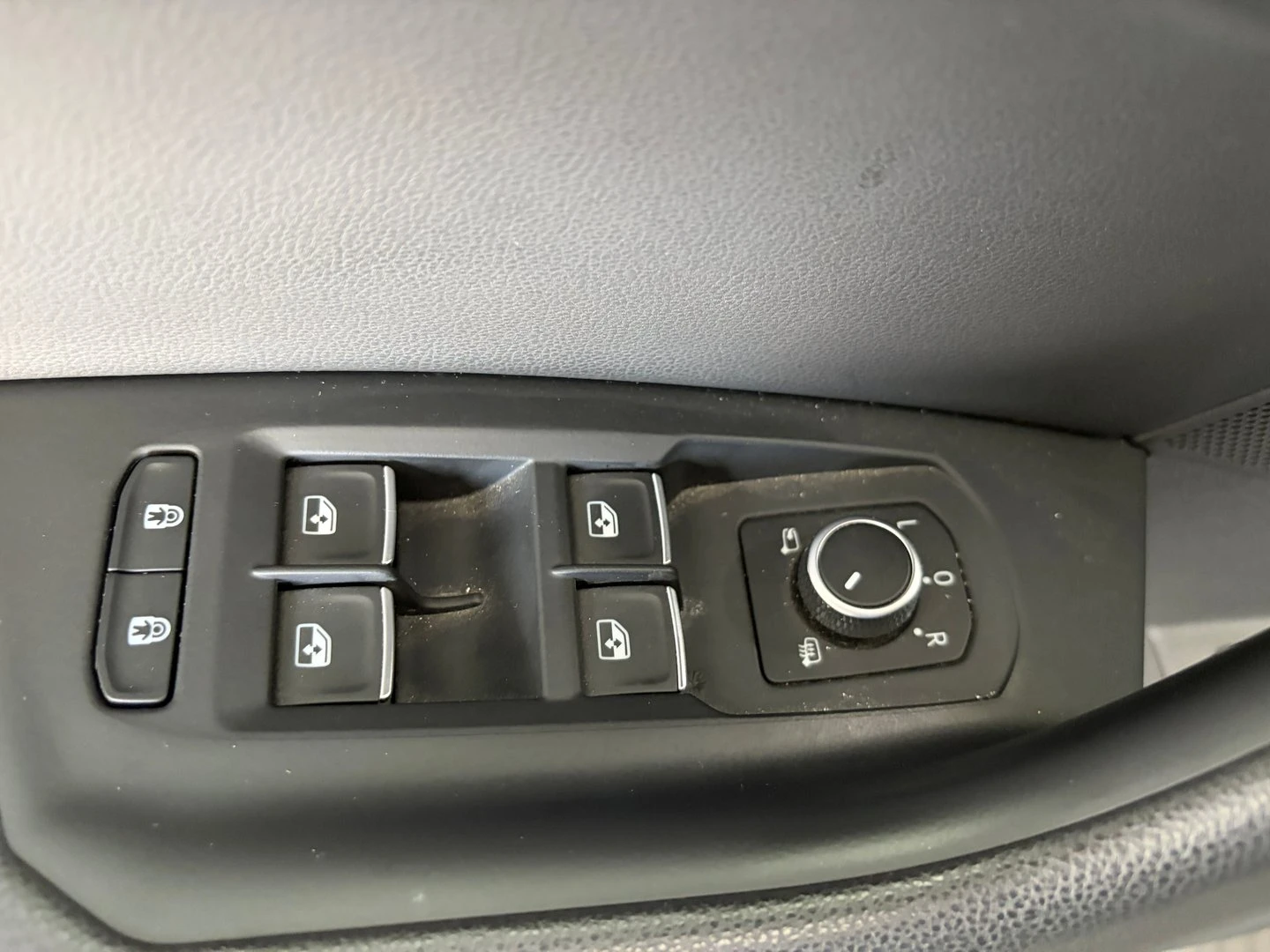 VW Touareg | Mobile.bg � ����������� 14