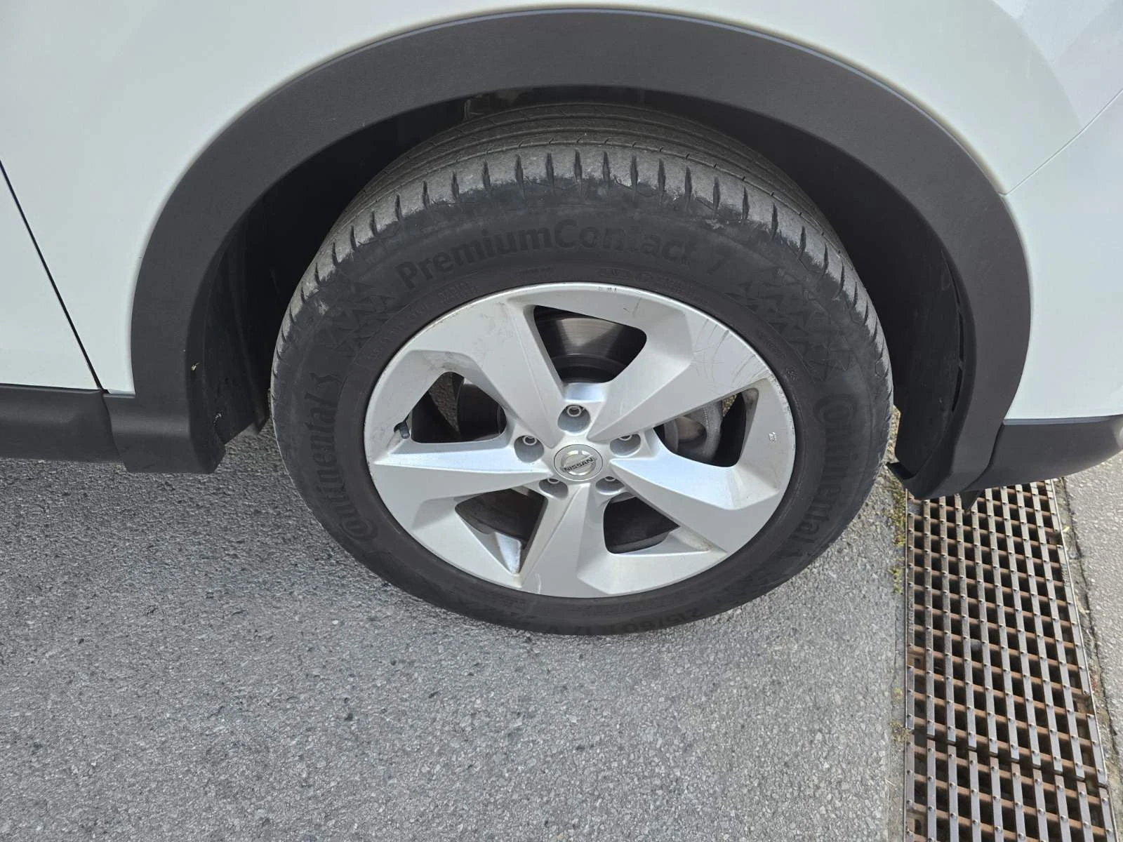Nissan Qashqai 1.3 TCe 158 �.�. ������ 4x2 Stop & Start | Mobile.bg � ����������� 17