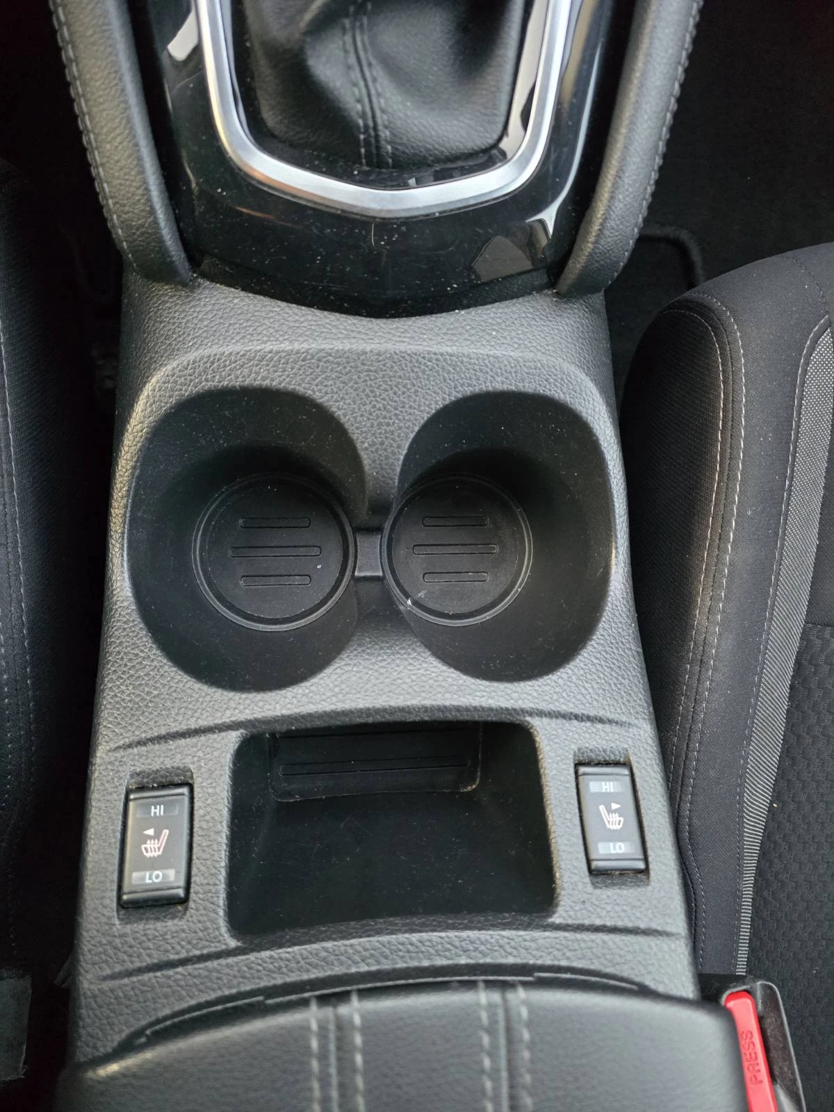 Nissan Qashqai 1.3 TCe 158 �.�. ������ 4x2 Stop & Start | Mobile.bg � ����������� 10